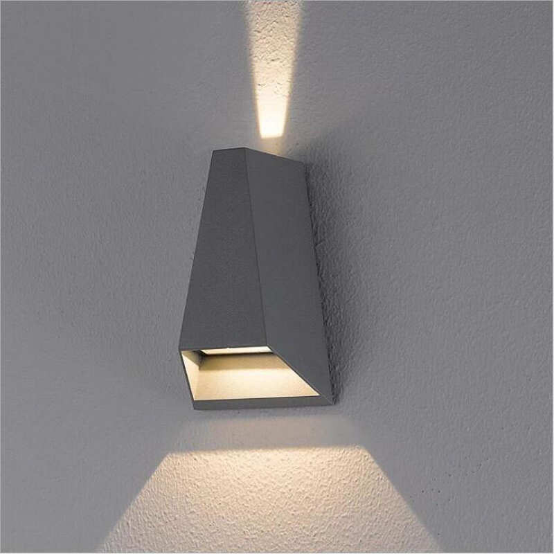 Xl Outdoor Lighting - Applique murale LED étanche conforme à